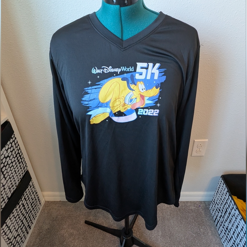 2022 Disney 5k size 2XL marathon week run Disney pluto